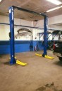 Professional vehicle lifting equipment at Bronxville Auto Collision, allows our damage estimators a clear view of all collision related damages.